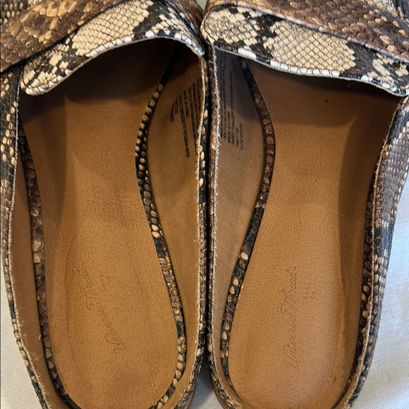 Universal Thread Brown and Black Snakeskin Loafers - Picture 2 of 6